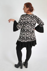 Black &  White Tribal Print Top