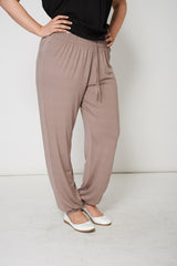 Mocha Basic Smooth Trousers